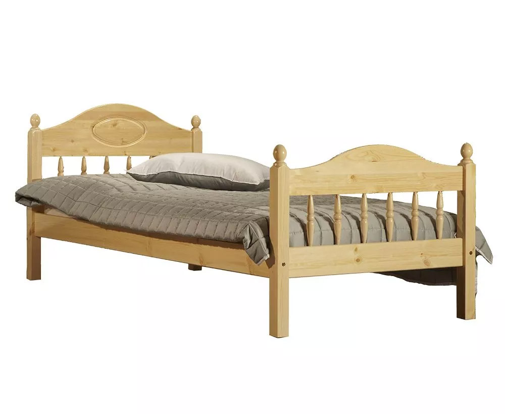 кровать для подростка из массива дерева